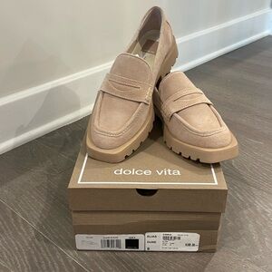 Dolce Vita Elias Loafer size 8. Dune Suade. Worn once! Like Brand New.